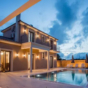 Luxury Chrisi Villa