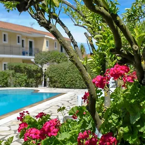 Moulinos Apartment